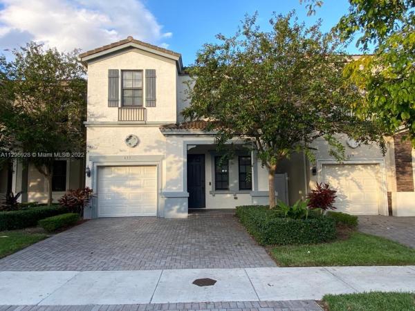 Champion Lakes, 635 NE 193rd St, Ives Estates, Florida 33179, image 2