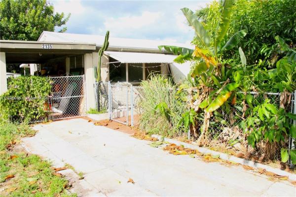 Harris Estates, 2135 Monroe Ter, Hollywood, Florida 33020, image 1