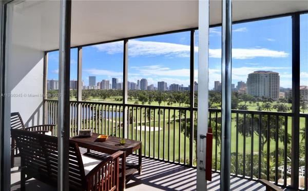 Coronado Tower 3, 20379 W Country Club Dr #836, Aventura, Florida 33180, image 2