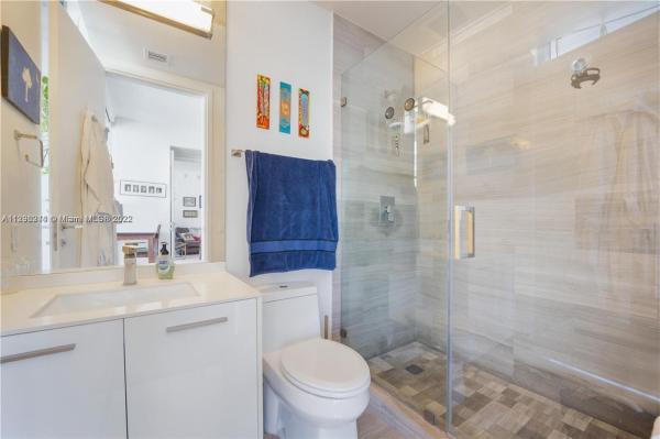 Brickell House, 1300 Brickell Bay Dr #3705, Miami, Florida 33131, image 2