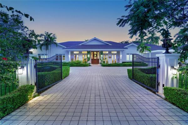 Flagler Groves Estates, 7402 SW 102nd St, Pinecrest, Florida 33156, image 1
