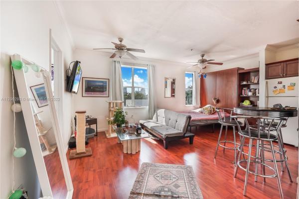 The Elaine, 1502 Jefferson Ave #304, Miami Beach, Florida 33139, image 1