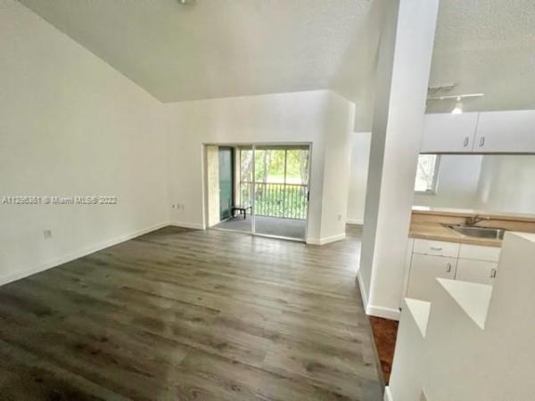 The Sterling Villages Of Palm Beach Lakes, 3203 Glenmoor Dr, West Palm Beach, Florida 33409, image 2