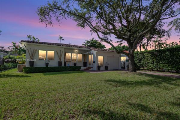 Riviera, 552 Alminar Ave, Coral Gables, Florida 33146, image 2
