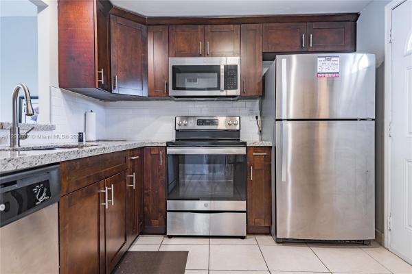 Eden Isles, 3849 NE 169 St #302, North Miami Beach, Florida 33160, image 2