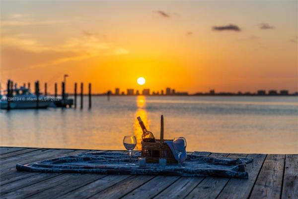 Villa Harbour, 166 Harbor Dr #1A, Key Biscayne, Florida 33149, image 1