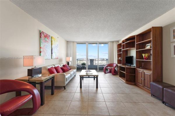 Yacht Club At Portofino, 90 Alton Rd #1609, Miami Beach, Florida 33139, image 1