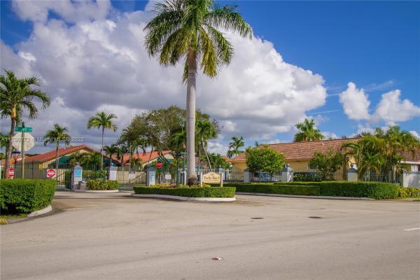 Turtle Run At Lakes Of Palm Springs, 7492 NW 169th Ln, Country Club, Florida 33015, image 1