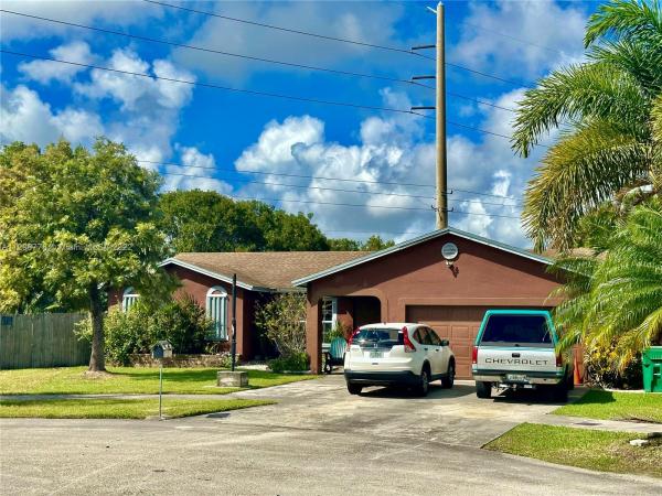 Cambridge Estates, 13661 SW 281st Ter, Three Lakes, Florida 33033, image 1