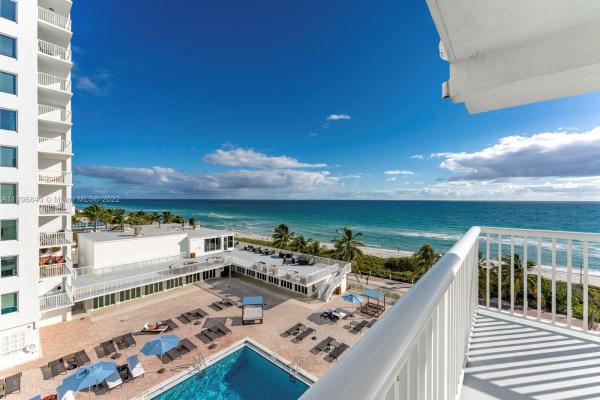 The Carriage House, 5401 Collins Ave #349, Miami Beach, Florida 33140, image 2
