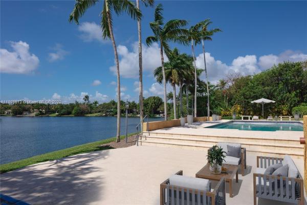 Hammock Lake Park, 4970 N Kendall Dr, Coral Gables, Florida 33156, image 1