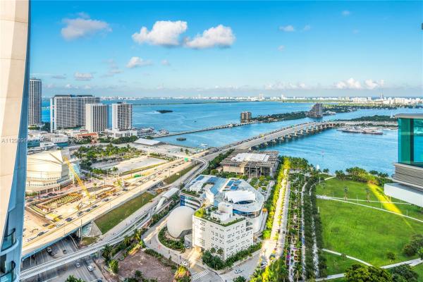 900 Biscayne Bay, 900 Biscayne Blvd #4008, Miami, Florida 33132, image 2