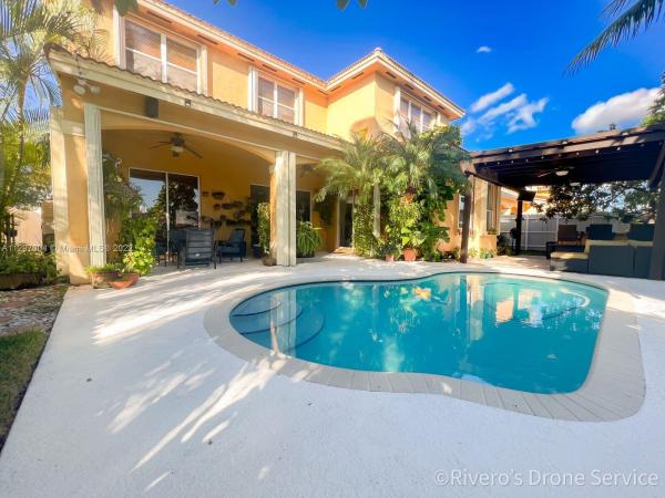 16050 SW 62nd St, Unincorporated Dade County, Florida 33193, image 2