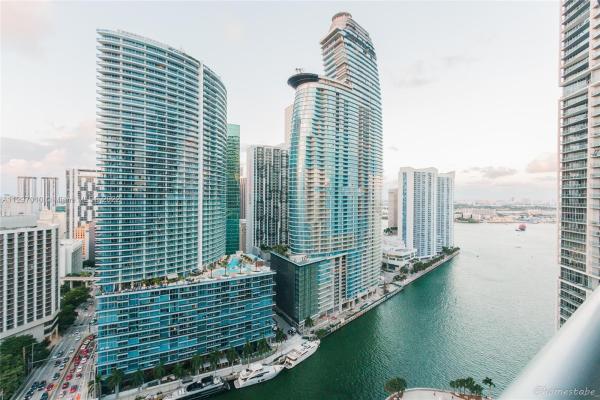 Icon Brickell Tower 3, 485 Brickell #3003, Miami, Florida 33131, image 2