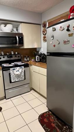 El Pueblo De Vera, 5701 W 25th Ct #111, Hialeah, Florida 33016, image 1