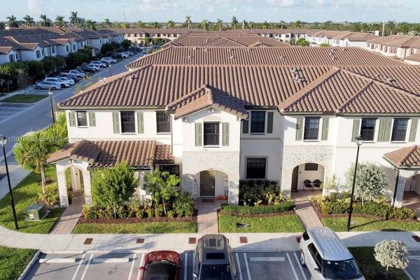 Isola, 11379 SW 250th Ter, Princeton, Florida 33032, image 1