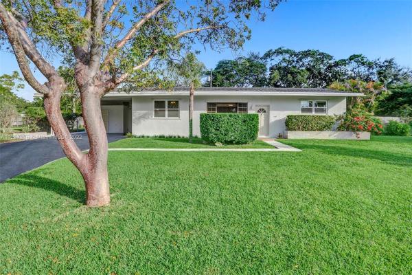 Kendalwood Estates, 8225 SW 117th Ter, Kendall, Florida 33156, image 1