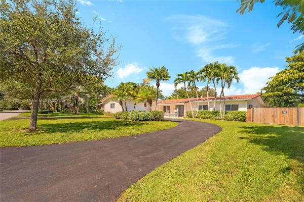 Harwood Heights, 7325 SW 105th Ter, Pinecrest, Florida 33156, image 1