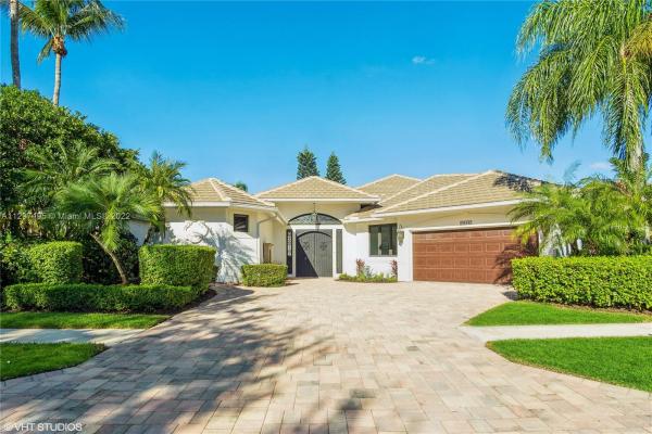 Ibis Lakes, 8843 Lakes Blvd, West Palm Beach, Florida 33412, image 1