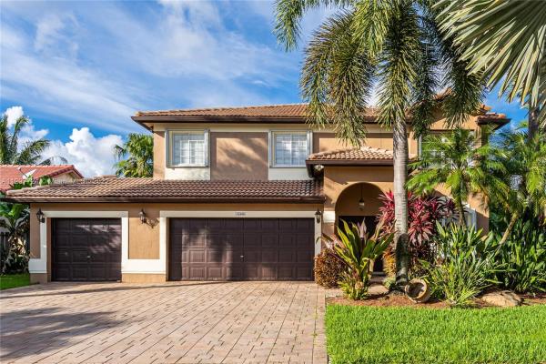 Victoria Parc, 15469 SW 151st Ter, Country Walk, Florida 33196, image 2