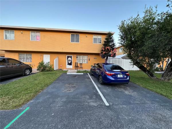 Seagrape Village, 195 NE 12th Ave, Homestead, Florida 33030, image 1