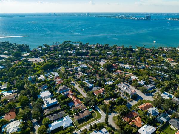 Lake View Heights, 4940 Cherokee Ave, Miami Beach, Florida 33140, image 1