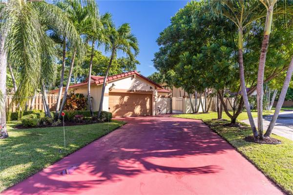 Oak Lake At The Hammocks, 8815 SW 151st Ct, The Hammocks, Florida 33196, image 1