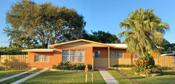 South Miami Heights Manor, 11961 SW 174th St, South Miami Heights, Florida 33177, image 2