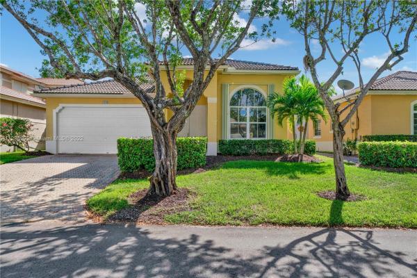 Karenero Falls, 9108 SW 161st Ter, Palmetto Bay, Florida 33157, image 1