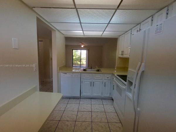 Monterey, 842 NE 209th St #103, Ives Estates, Florida 33179, image 1