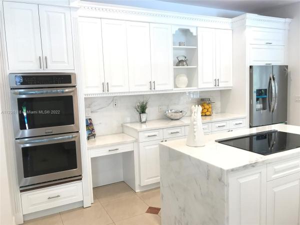 Pinecrest No HOA, 7345 SW 96th St, Pinecrest, Florida 33156, image 2