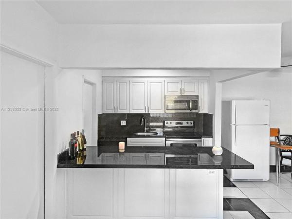 Rose, 7725 Carlyle Ave #12, Miami Beach, Florida 33141, image 1