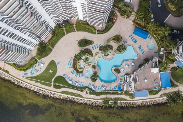 Mystic Pointe Tower 100, 19195 NE 36th Ct #1905, Aventura, Florida 33180, image 2