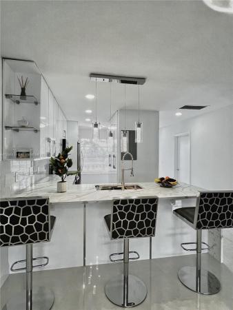 The Pines Of Delray, 1100 Mahogany Way #203, Delray Beach, Florida 33445, image 2