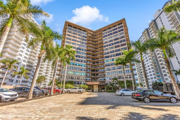 Galt Ocean Club, 3800 Galt Ocean Dr #412, Fort Lauderdale, Florida 33308, image 1