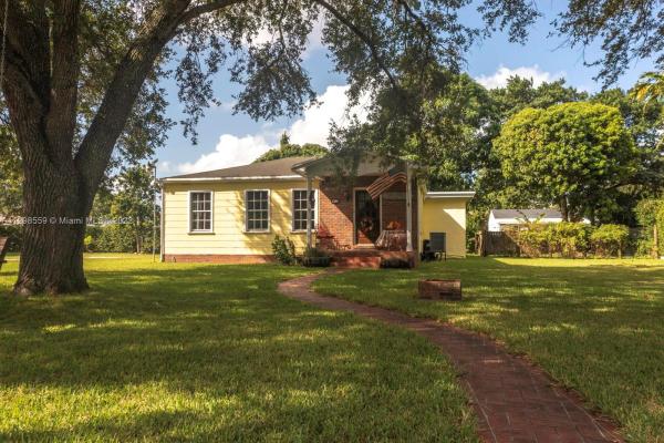 Miami Springs No HOA, 2 Elm Dr, Miami Springs, Florida 33166, image 1