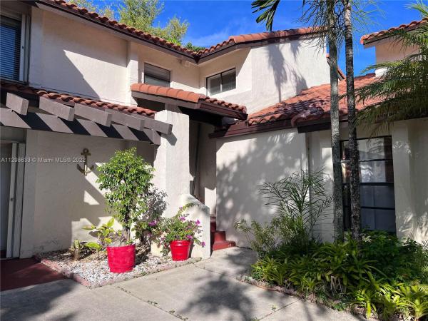 Village Homes In The Crossings, 11422 SW 133rd Ct #59-2, The Crossings, Florida 33186, image 2