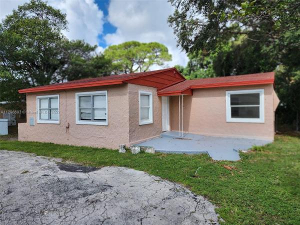 Rucks Park, 541 NE 142nd St, North Miami, Florida 33161, image 1