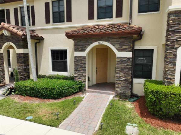 Martinique At Oasis, 3213 SE 6th St #3213, Homestead, Florida 33033, image 1