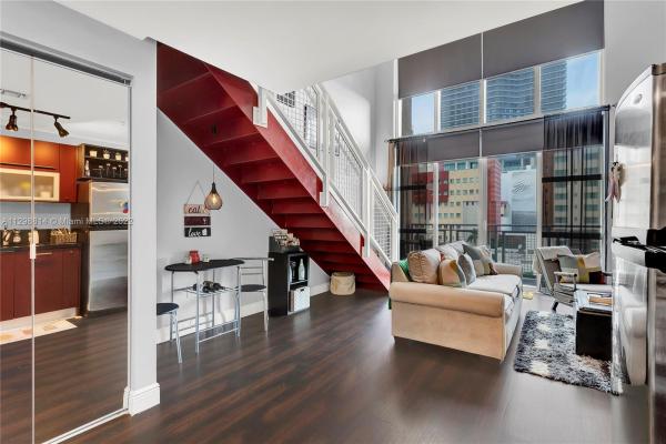Vizcayne North, 244 Biscayne Blvd #440, Miami, Florida 33132, image 2