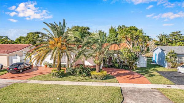 Coral Park Estates, 9501 SW 16th St, Westchester, Florida 33165, image 1