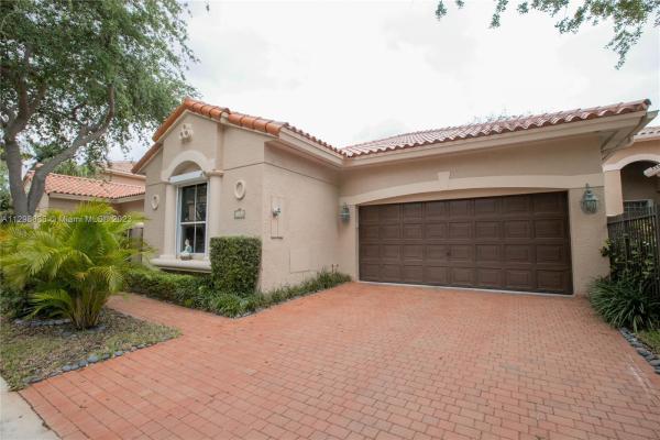 Edgewater, 1586 Breakwater Ter, Hollywood, Florida 33019, image 1