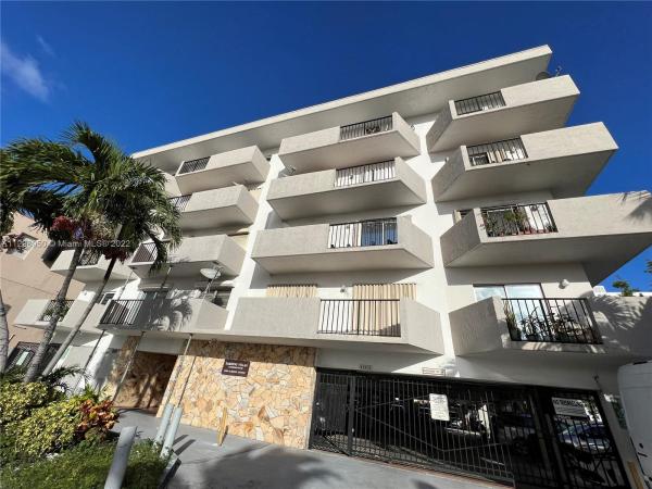 Harding Villas, 6965 Harding Ave #406, Miami Beach, Florida 33141, image 1