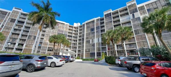 Towers Of Oceanview East, 400 Leslie Dr #823, Hallandale Beach, Florida 33009, image 1