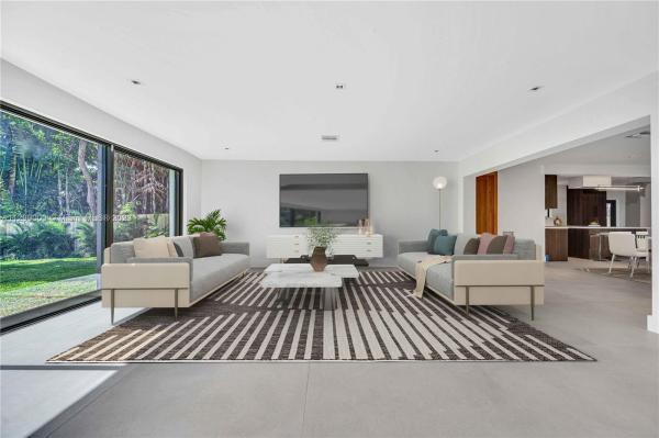 Biscayne Point, 1470 Cleveland Rd, Miami Beach, Florida 33141, image 2