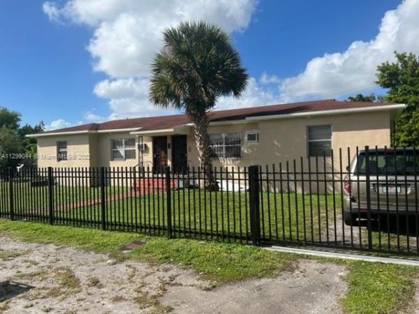 10014 NW 5th Ave, Unincorporated Dade County, Florida 33150, image 2