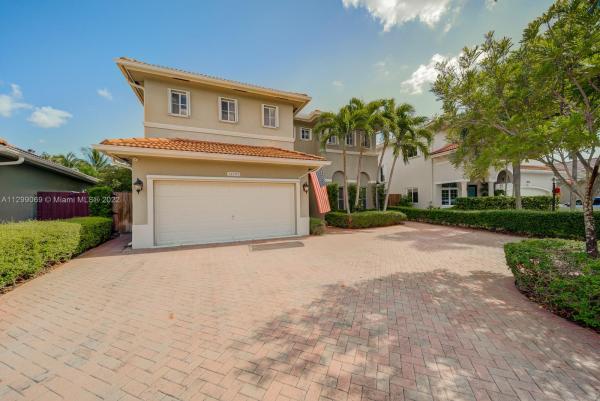 Twin Lake Shores South, 14201 SW 130th Ave, Three Lakes, Florida 33186, image 2