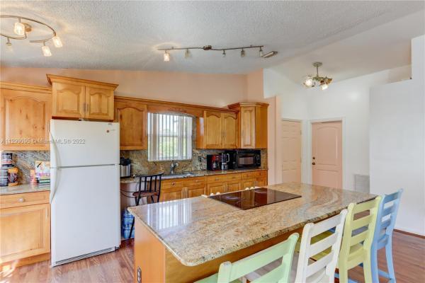 Kenwood, 4420 Weymouth St, Lake Worth Beach, Florida 33461, image 1