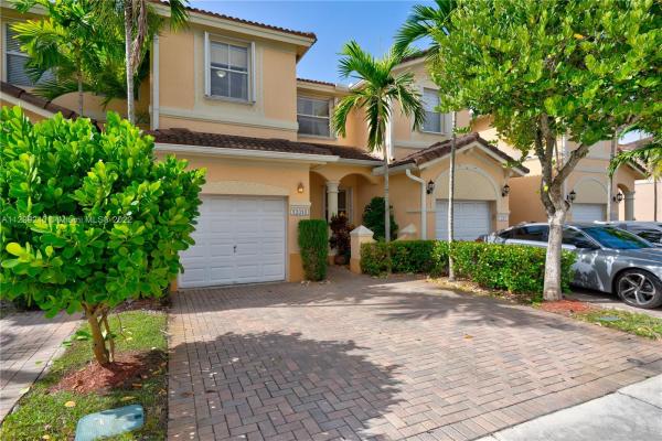 Kendall Breeze, 12310 SW 124th Path 0, Three Lakes, Florida 33186, image 1