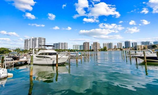 Del Prado South Towers, 18021 Biscayne Blvd #1404-2, Aventura, Florida 33160, image 2